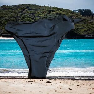 💥NEW💥 LA HEARTS 💕  - Small Black Bikini Bottom